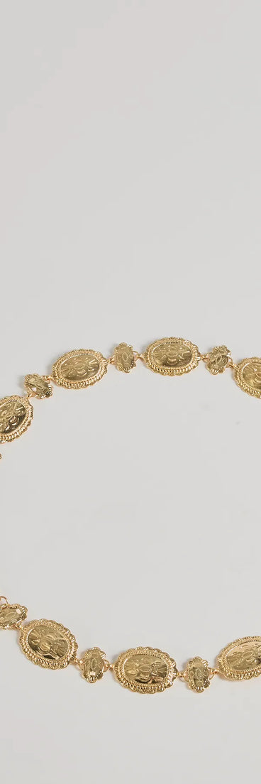 
Upgrade your style game for 2025 with the Western Showdown Etched Concho Belt in gold, perfect for any fashion-forward wardrobe.