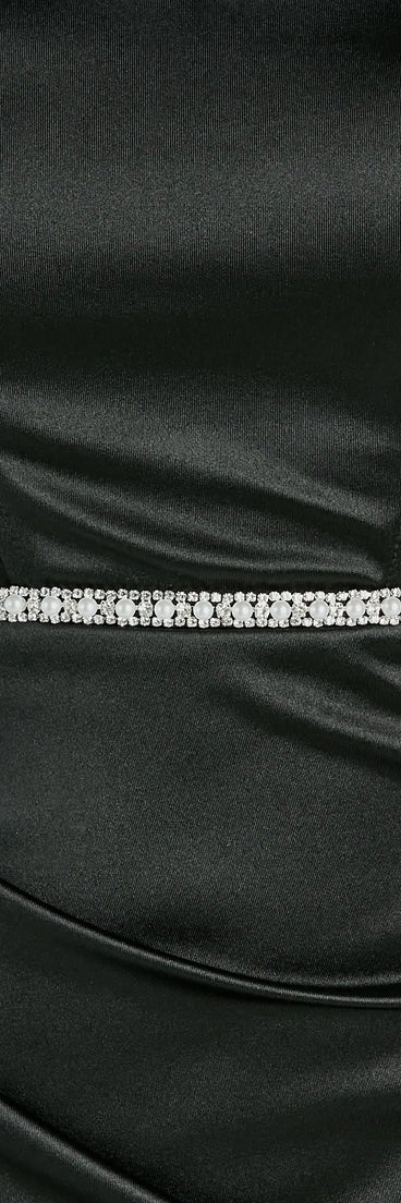 Luxe Sheen Dainty Pearl And Rhinestone Belt