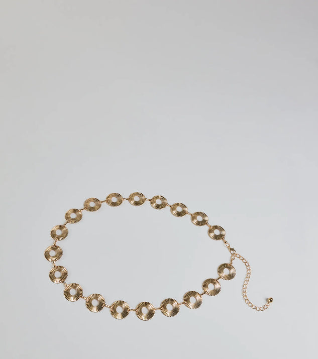 Trendy Textures Disc Chain Belt, a trendy gold addition to women's going-out outfits, is ideal for Christmas party outfits, chic NYE attire, or winter night-out looks that keep you on-trend!