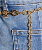 
Upgrade your style game for 2025 with the Hitting The Road Textured Chain Link Belt in gold, perfect for any fashion-forward wardrobe.