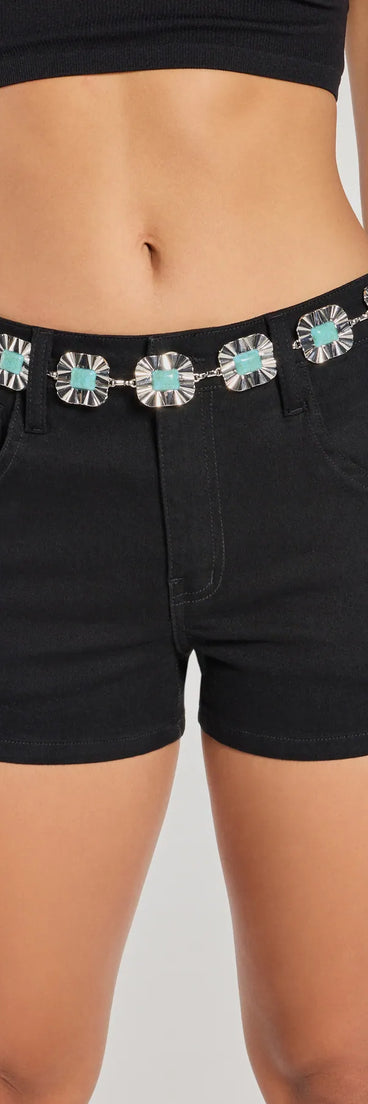 
Upgrade your style game for 2025 with the Western Life Colored Stone Concho Chain Belt in silver, perfect for any fashion-forward wardrobe.