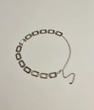 Sleek Trendsetter Textured Chain Belt, a trendy silver addition to women's going-out outfits, is ideal for Christmas party outfits, chic NYE attire, or winter night-out looks that keep you on-trend!