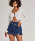 Stylishly Sleek Chain-Link Belt, a trendy gold addition to women's going-out outfits, is ideal for Christmas party outfits, chic NYE attire, or winter night-out looks that keep you on-trend!