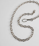 The Amp Up The Edge Chain Belt in silver brings edge and energy to your vibe, ready to elevate any festival look or concert outfit.
