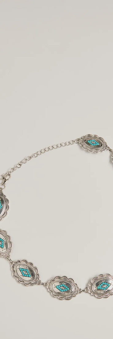 
Upgrade your style game for 2025 with the Western Spirit Concho Stone Belt in silver, perfect for any fashion-forward wardrobe.