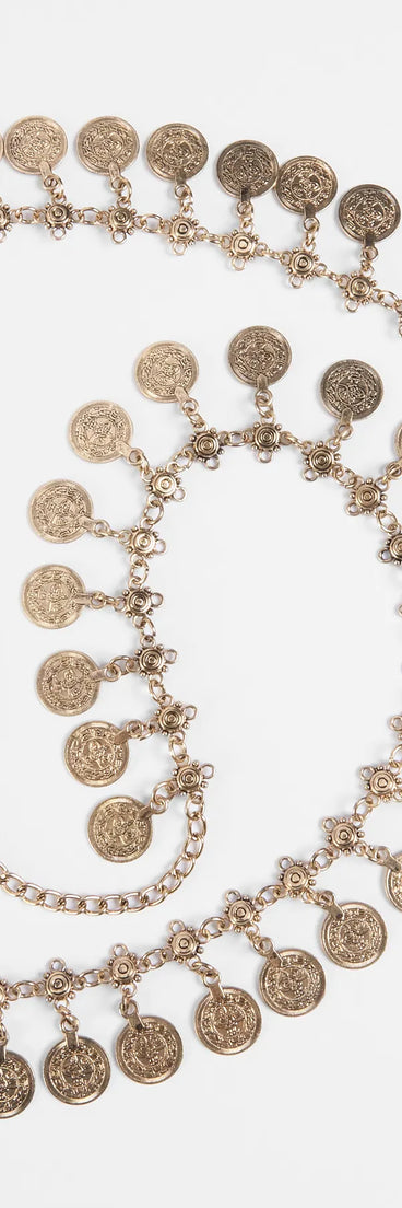 The Boho Charm Coin Chain Belt in gold brings edge and energy to your vibe, ready to elevate any festival look or concert outfit.
