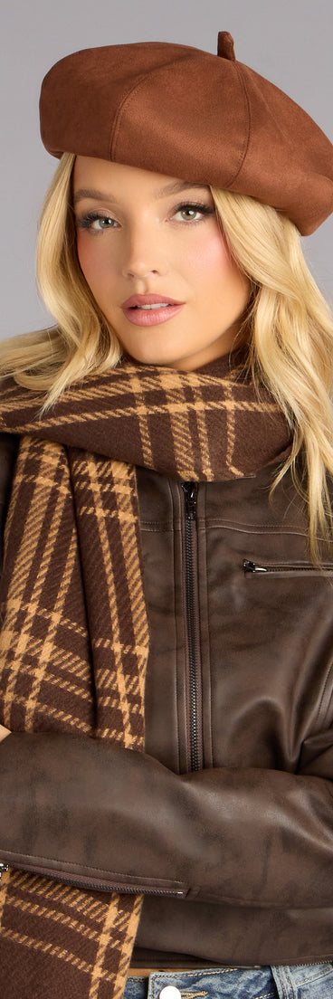 Paris Plans Faux Suede Beret