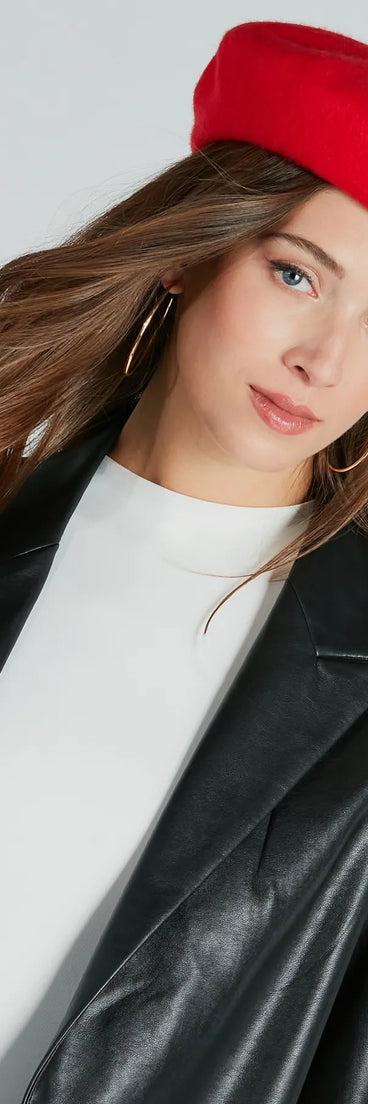 Add a touch of seasonal charm to your winter wardrobe with the Parisian Girlie Wool Beret, a red cold-weather accessory that effortlessly completes your seasonal looks!