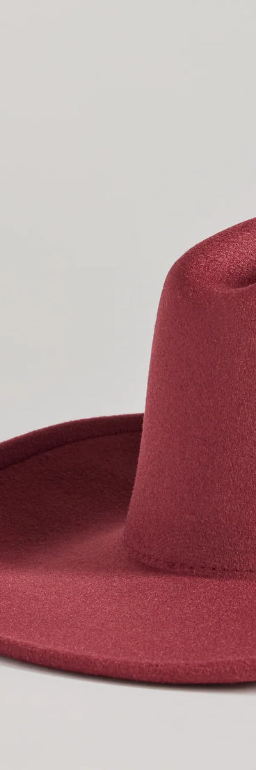 
Upgrade your style game for 2025 with the Western Glam Faux Wool Cowboy Hat in wine, perfect for any fashion-forward wardrobe.