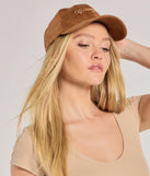 
Upgrade your style game for 2025 with the Faux Suede Cowgirl Script Baseball Cap in cognac, perfect for any fashion-forward wardrobe.