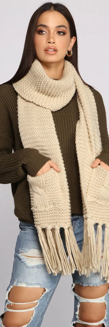 Oversized Chunky Knit Fringe Scarf