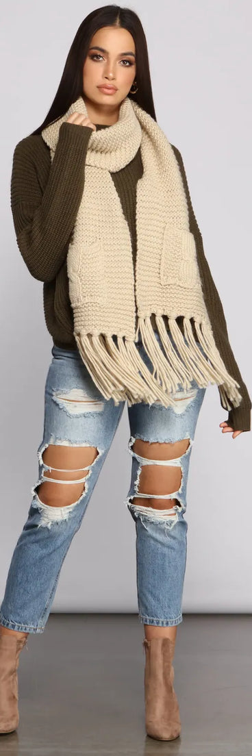 Oversized Chunky Knit Fringe Scarf