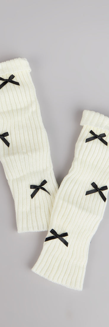 This piece brings trend-right energy to the Final Touch Cuffed Bow Leg Warmers, perfect for fall outfits that stand out.