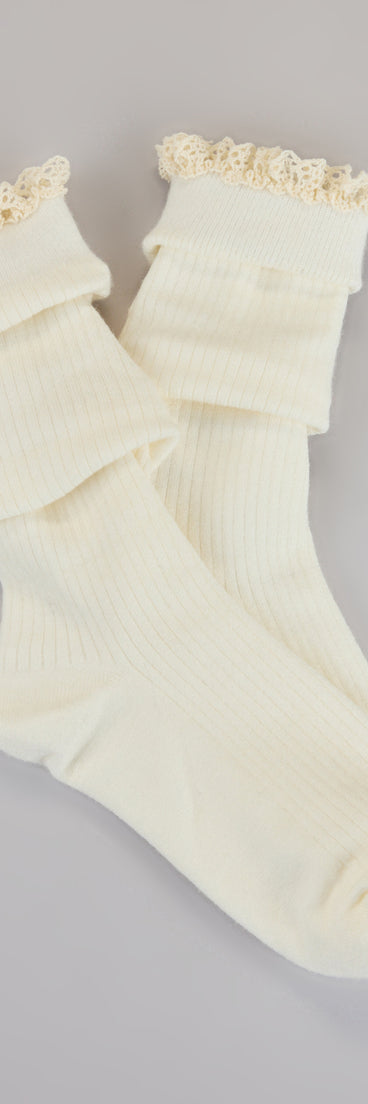 Style your vibe in seconds with the Cottage Cozy Ruffle Lace Knee-High Socks in ivory, a fashion accessories essential that completes any outfit with ease.