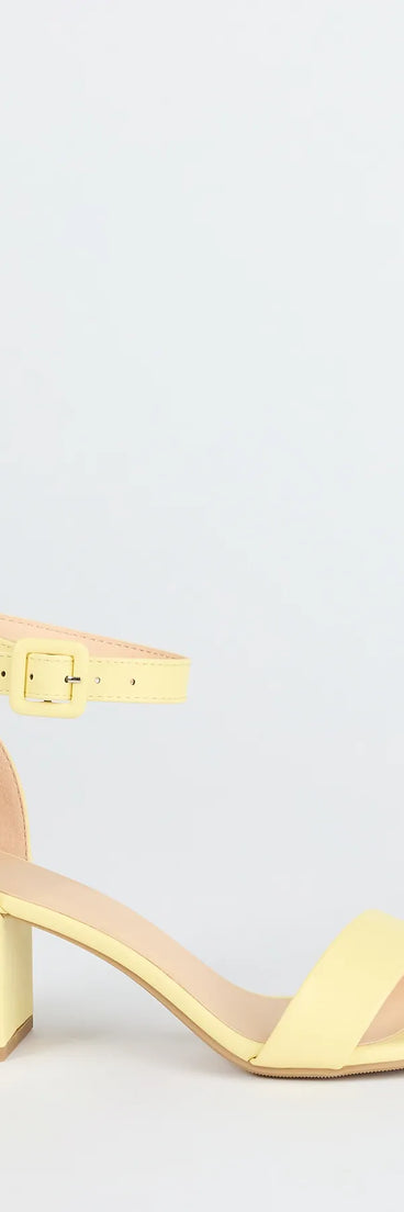 Elevate warm-weather looks with Chic Steps Low Block Heels in yellow, a pair of trendy sandals bringing chic, modern flair to every step.