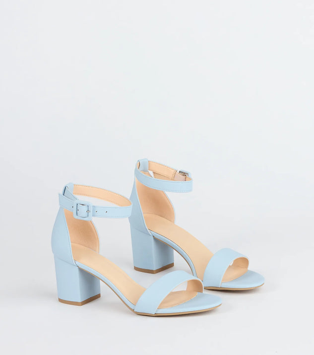 Step into style with the Chic Steps Low Block Heels, blue heels made to complete your Windsor look with comfort and glam in mind.