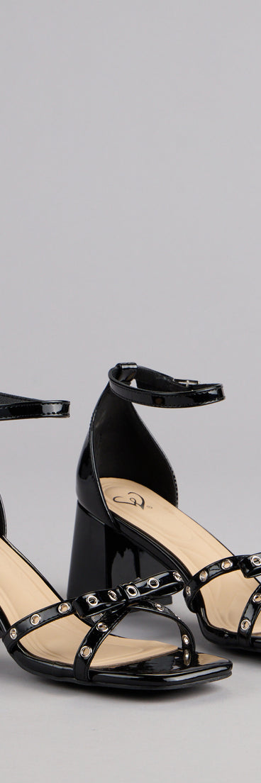 This piece brings trend-right energy to the City Lights Bow Grommet Block Heels, perfect for fall outfits that stand out.