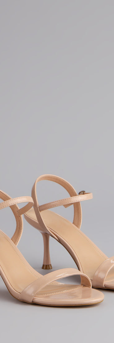 Sleek And Simple Patent Kitten Heels