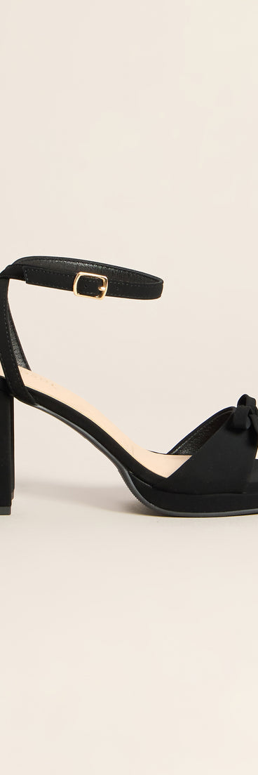 Chic Little Bow Platform Heels