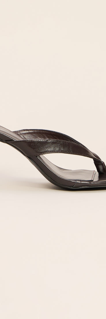 Chic On Repeat Thong Kitten Heels