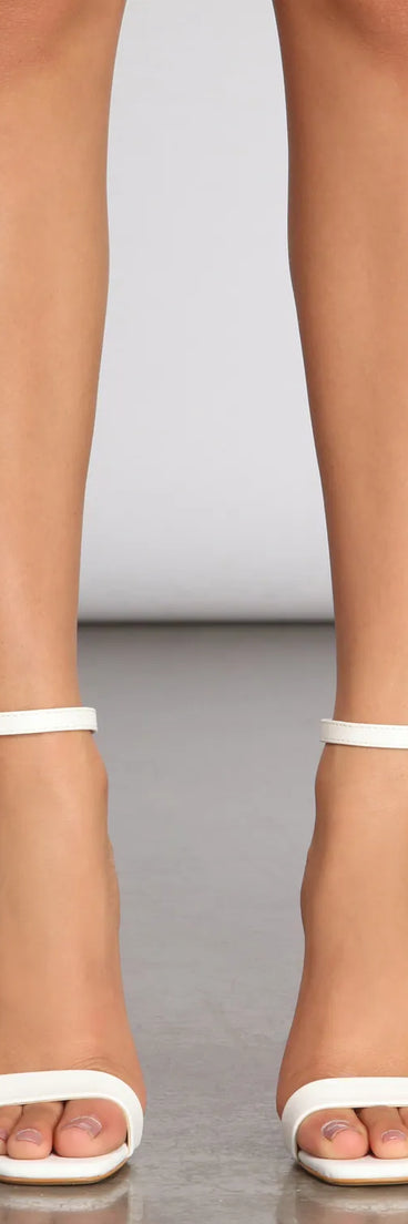 Acting Right Square Toe Faux Leather Heels