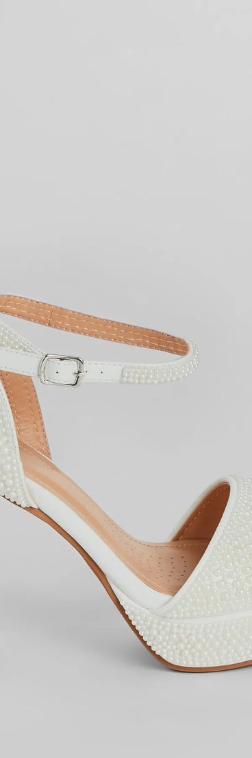 The Elite Glam Faux Pearl Platform Block Heels helps create a chic women's white cocktail outfit with a trendy texture and stylish design, ideal for wedding guest cocktail outfits or dinner parties.