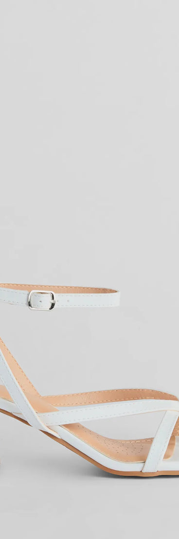 
Upgrade your style game for 2025 with the New Favorite Thong Strap Low-Block Heels in white, perfect for any fashion-forward wardrobe.