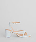 
Upgrade your style game for 2025 with the New Favorite Thong Strap Low-Block Heels in white, perfect for any fashion-forward wardrobe.