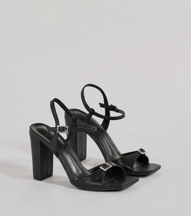 The Midnight Glam Rhinestone Buckle Patent Block Heels in black is an elevated pick for your best outfit yet, effortlessly delivering a polished look that's sure to turn heads at any celebration.