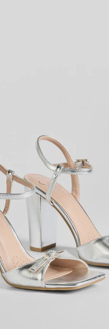 Party Moves Rhinestone Buckle Metallic Block Heels are prom shoes with the perfect balance of style and comfort, ideal for dancing and long evening wear. Available in Silver.