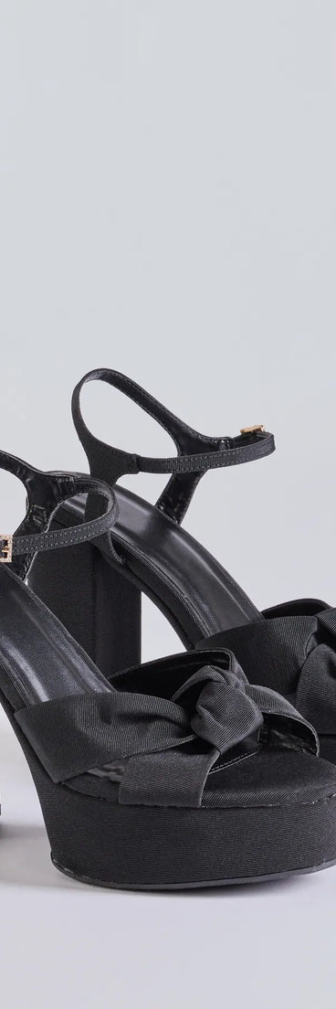 Get ready for any event with the Classically Stunning Platform Knot Block Heels in black, an essential start to creating a versatile holiday outfit for women for holiday parties, cocktail hours, or NYE events.