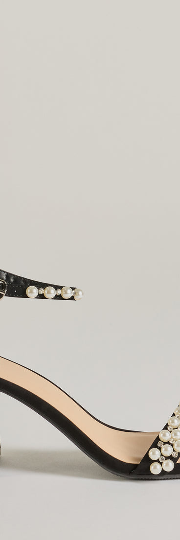 Luxe Style Pearl And Rhinestone Detail Block Heels