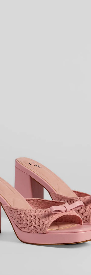 Step into style with the Cute Vibes Bow Platform Knit Mules, pink heels made to complete your Windsor look with comfort and glam in mind.