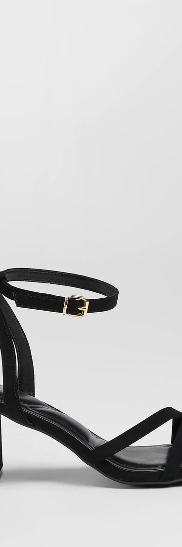 The Step Into Chic Strappy Block Heels in black brings sleek style to any graduation outfit, from cap and gown to after-party.