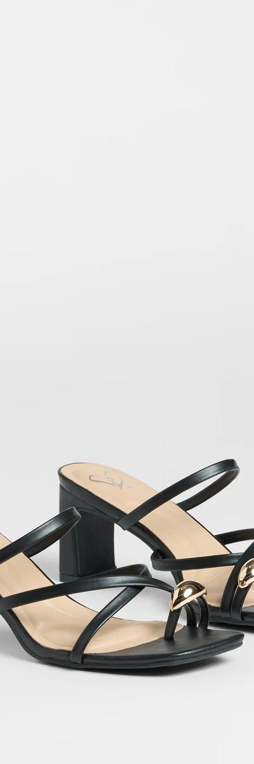 Step into style with the Sweet Attraction Toe Ring Strappy Block Heels, black heels made to complete your Windsor look with comfort and glam in mind.