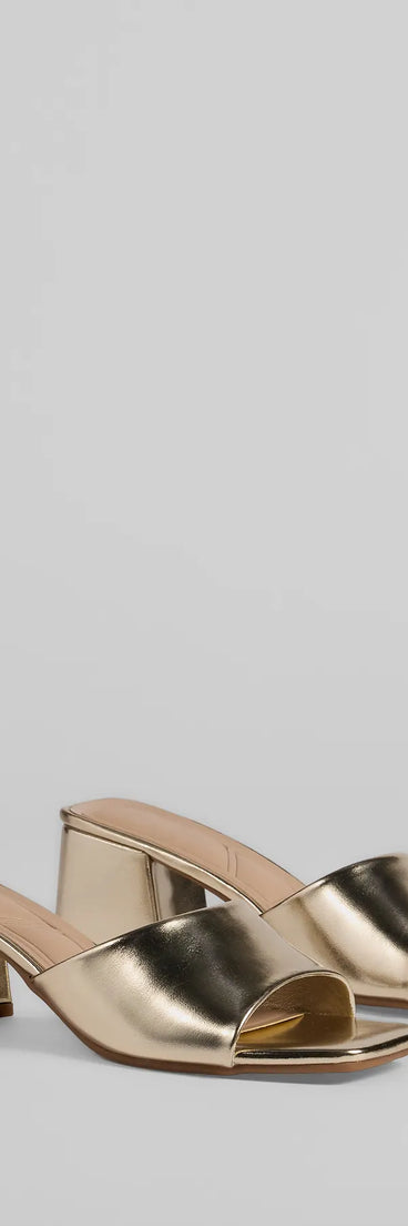 Step into style with the Chic Upgrade Basic Block Heel Mules, gold heels made to complete your Windsor look with comfort and glam in mind.