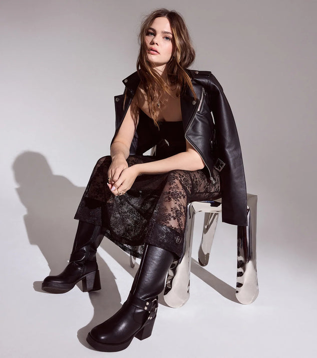 The Chic Edge Under-The-Knee Moto Platform Boots in black brings edge and energy to your vibe, ready to elevate any festival look or concert outfit.