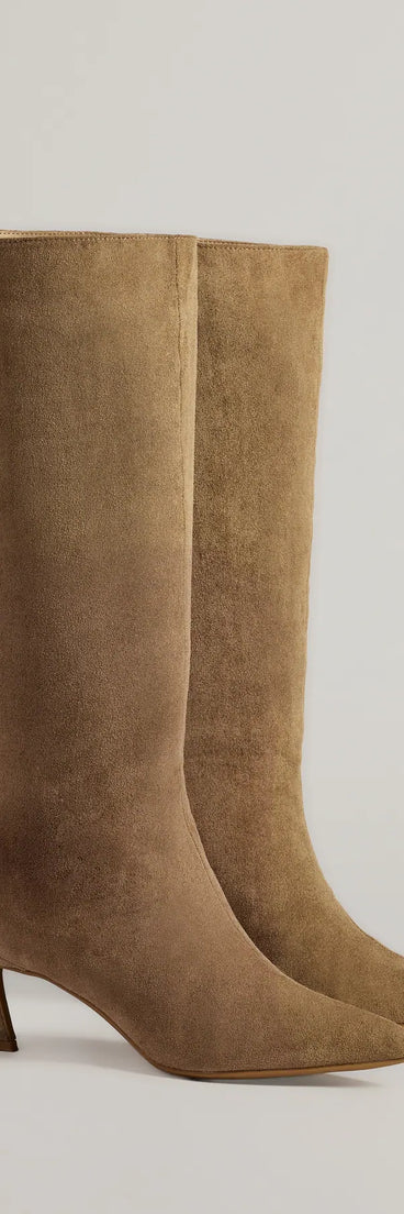 Chic Strut Under-The-Knee Kitten Heel Boots