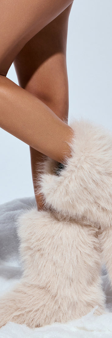 Drama Queen Faux Fur Boots