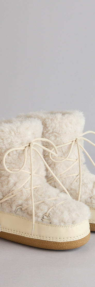 Snowbound Faux Sherpa Moon Boots