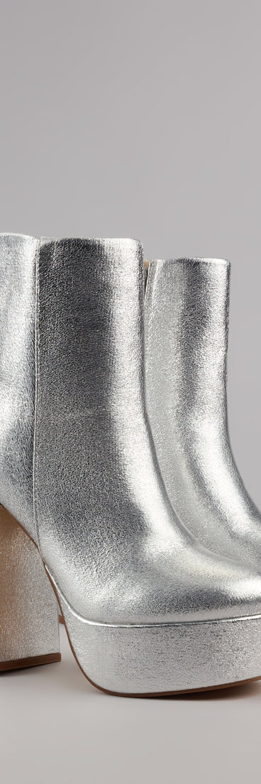 This piece brings trend-right energy to the Disco Fever Metallic Platform Booties, perfect for fall outfits that stand out.