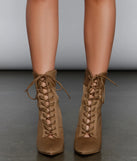 That Stunner Style Lace Booties