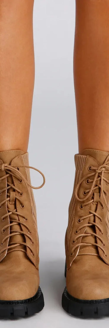 Trendy Status Knit Detail Boots