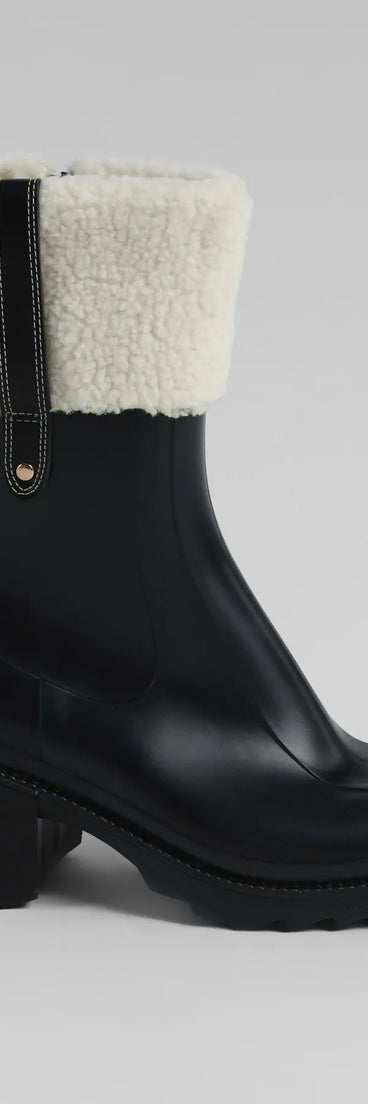 Chic Snow Bunny Faux Sherpa Rain Boots