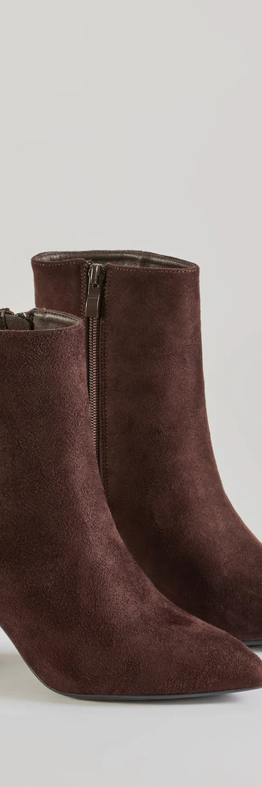 Stylish Staple Faux Suede Block Heel Booties, a trendy brown addition to women's going-out outfits, is ideal for Christmas party outfits, chic NYE attire, or winter night-out looks that keep you on-trend!