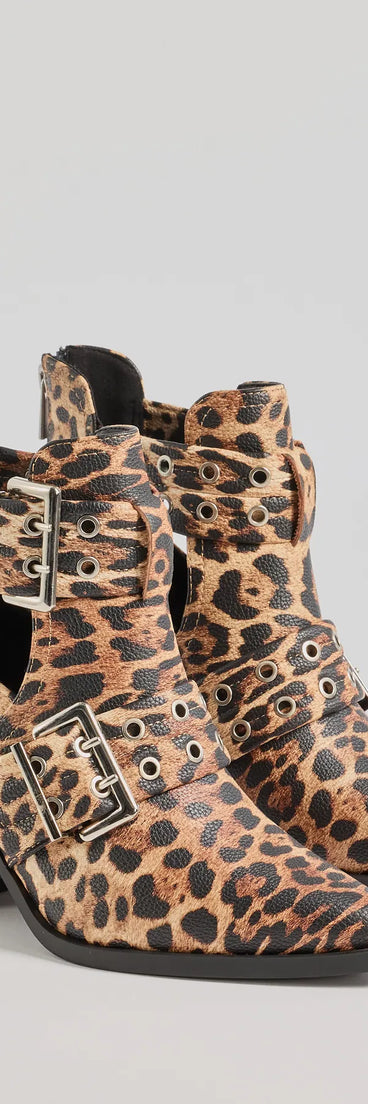 Edgy Stride Buckle Strap Ankle Booties, a trendy leopard print addition to women's going-out outfits, is ideal for Christmas party outfits, chic NYE attire, or winter night-out looks that keep you on-trend!
