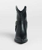 The New Frontier Western O-Ring Booties in black brings edge and energy to your vibe, ready to elevate any festival look or concert outfit.
