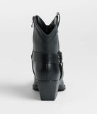 The New Frontier Western O-Ring Booties in black brings edge and energy to your vibe, ready to elevate any festival look or concert outfit.