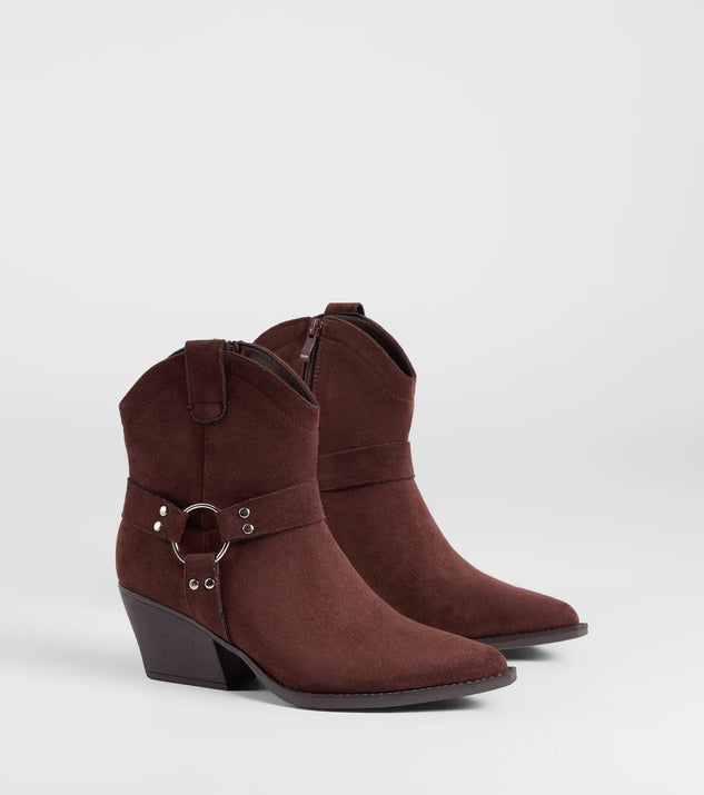 The New Frontier Western O-Ring Booties in brown brings edge and energy to your vibe, ready to elevate any festival look or concert outfit.