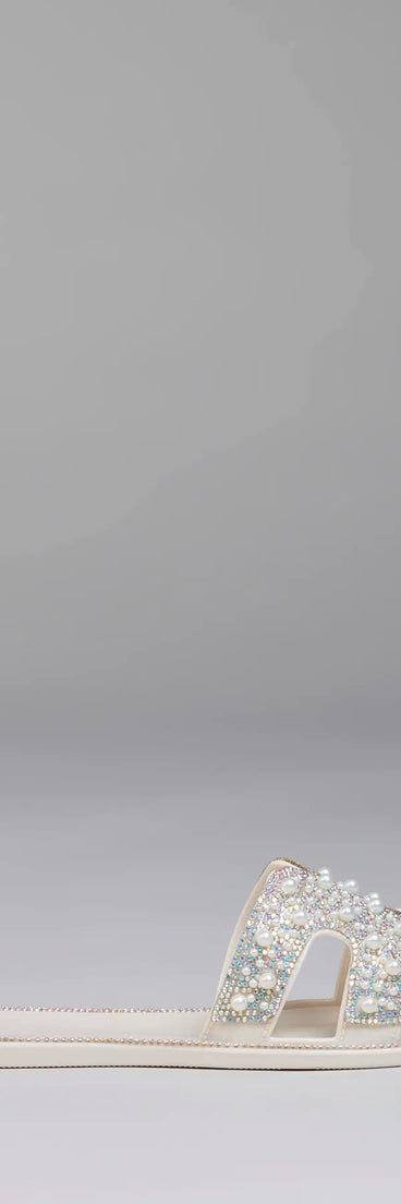 Elevate warm-weather looks with Pop Of Luxe Sparkle Faux Pearl Rhinestone Sandals in ivory, a pair of trendy sandals bringing chic, modern flair to every step.